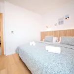 شقة Awesome In With Sauna فرسي