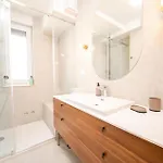 Awesome In With Sauna * فرسي