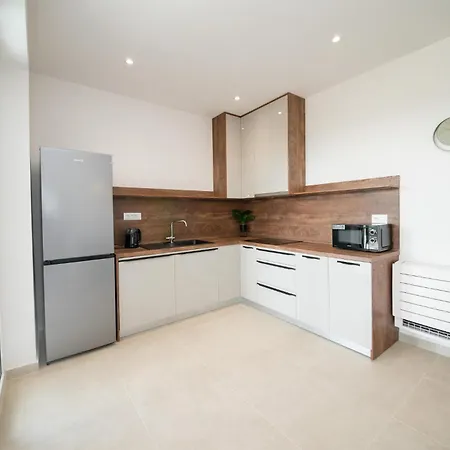 Awesome In With Sauna