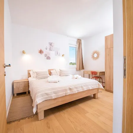 Appartamento Cozy In With Sauna Vrsi