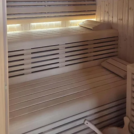 Awesome In With Sauna شقة فرسي